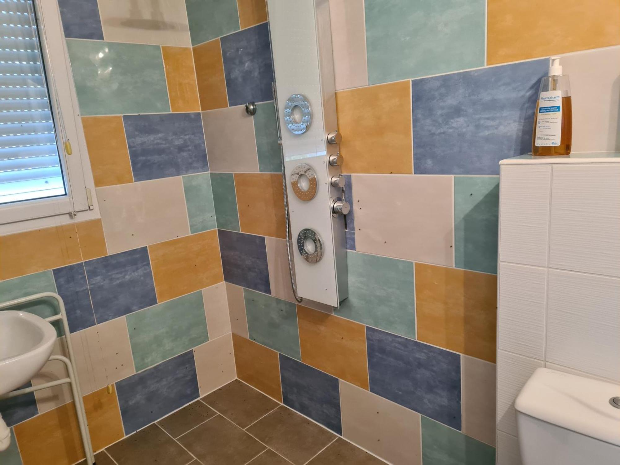 Appartamento Chez Jaja Et Phiphi Bourg-et-Comin Esterno foto